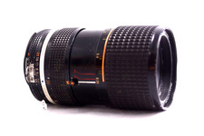 NIKON AIS 35-70MM F3/5 ZOOM NIKKOR CAMERA LENS FOR SLR DSLR NEEDS CLEANING 