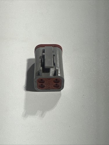 Conector de 4 pines DEUTSCH DT06-4S con bloqueo W4S - Imagen 4 de 6