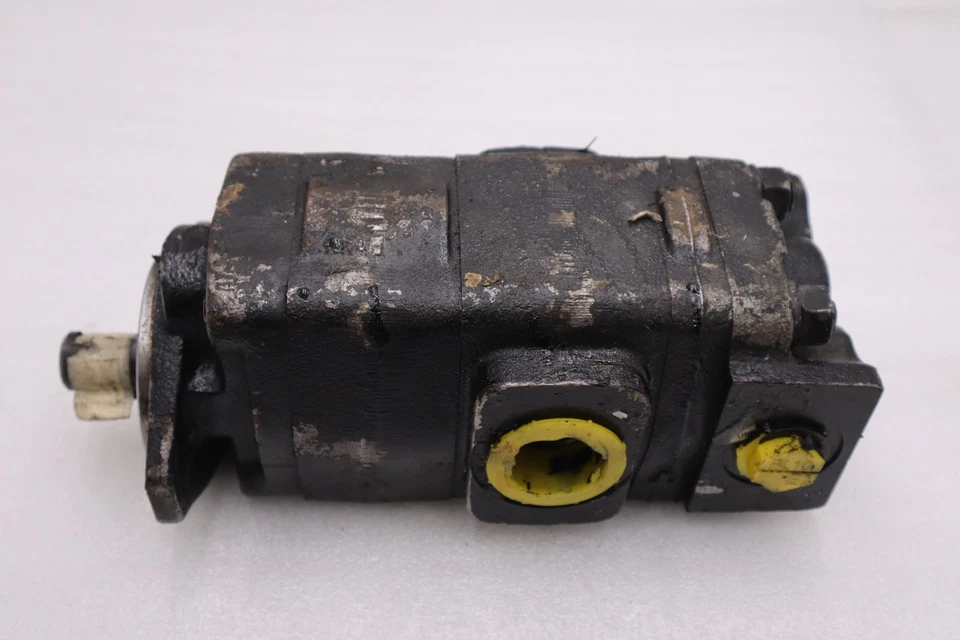 3269121137 Parker Commercial Intertech Gear Pump STOCK H1838 - Image 3 of 4
