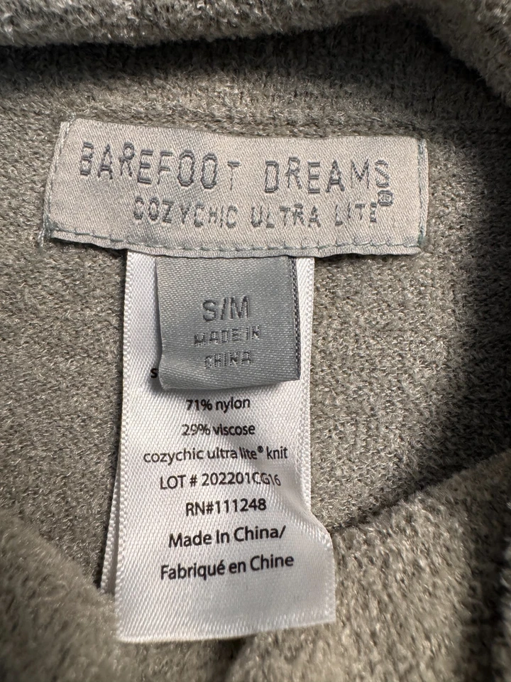Barefoot Dreams Womens Poncho Sweater Gray Cozychic Knit Pullover Size S - Image 4 of 4