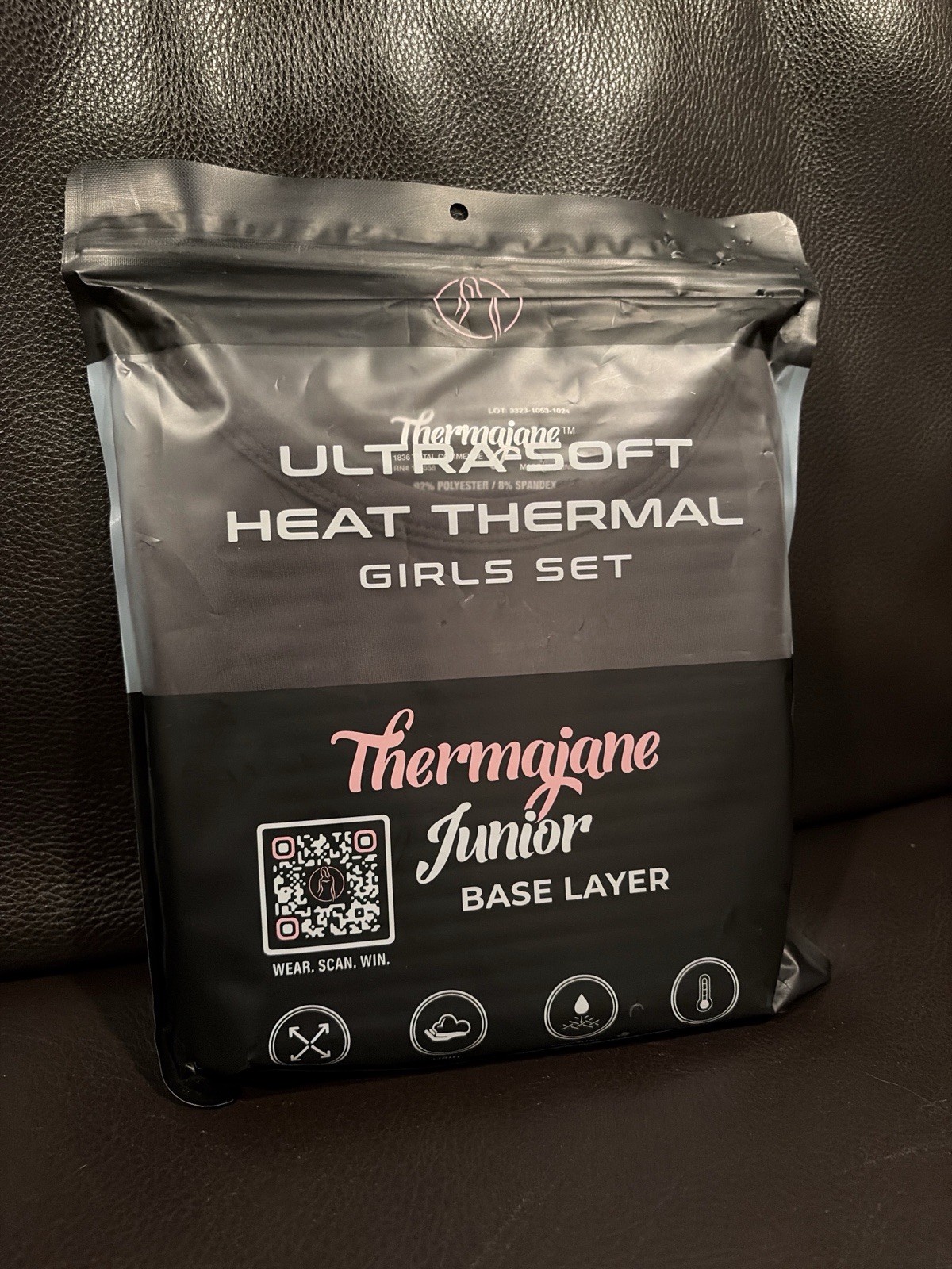 Thermajane Girls Thermal Base Layer Set 2PC Black Medium – New(F21)