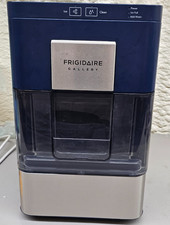 Frigidaire Gallery 44-Pound Crunchy Chewable Nugget Ice Maker EFIC256-NAVY