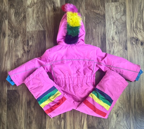 Boden kids’ pink one-piece snowsuit with fun unicorn and rainbow details. - Bild 8 von 10