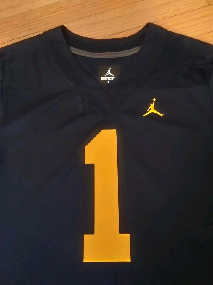 Michigan Wolverines NCAA Jordan Dri-Fit Boy's Football Jersey Size M - Image 3 of 4
