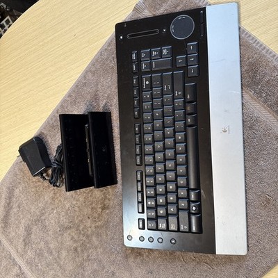 Logitech DiNovo Edge Wireless Bluetooth Keyboard & Charging Dock Y
