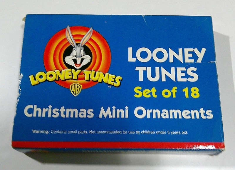 Used 1999 Looney Tunes Christmas Ornaments 18-Set Warner Bros Sealed Bugs Bunny