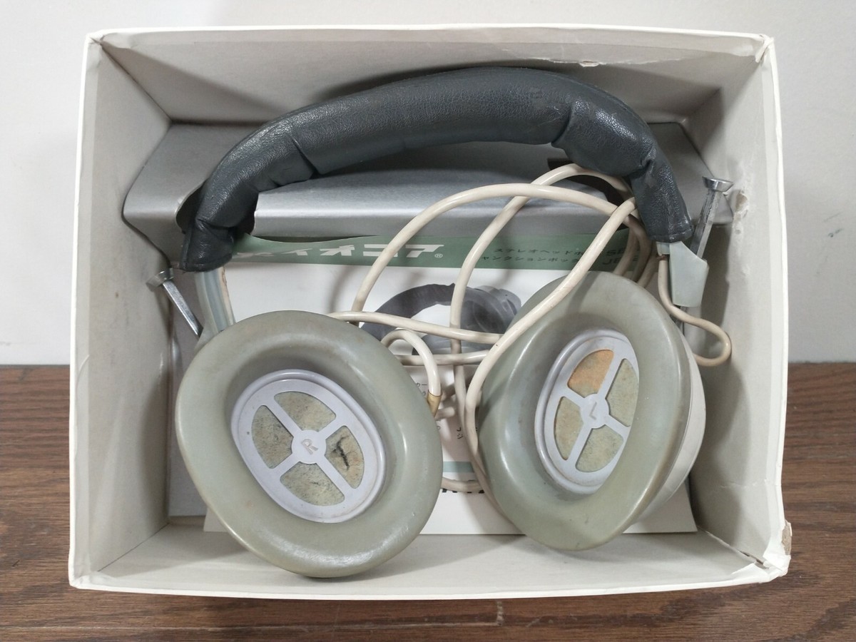 Vintage Pioneer SE-2P Stereophonic Stereo Headphones, Made