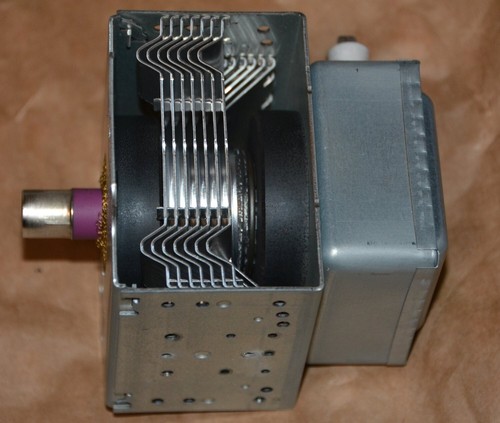 Magnetron M24FC-610A Galanz Hamilton Beach Microwave HB-P10034AP-M4W - Picture 2 of 4