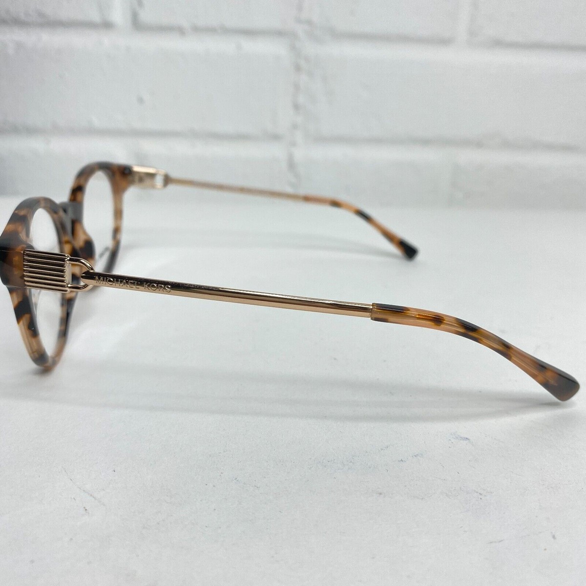 Michael Kors シナンオハルフレムサンクラス MK2248D 401613 Michael Kors MK4088 Sitka Eyeglasses | LensCrafters