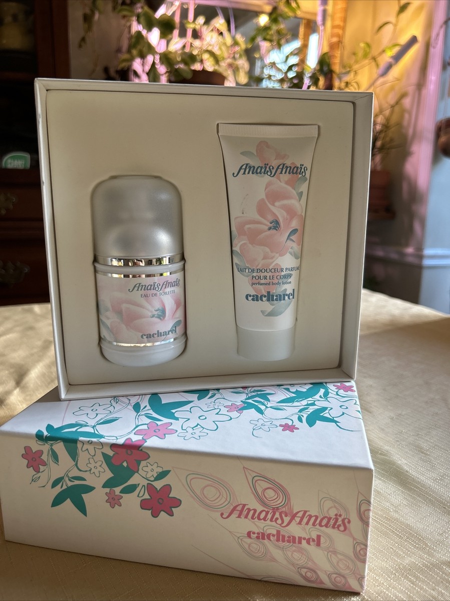 Cacharel Anaïs Anaïs オードトワレ 100、50ml 2本 Vintage Anais Anais by Cacharel 2Piece Gift Set Spray 3.4 oz/100m