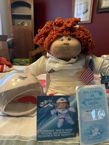 Cabbage Patch Kids - Astronaut- Head Mold 14 - Red Popcorn Hair, Blue Eyes