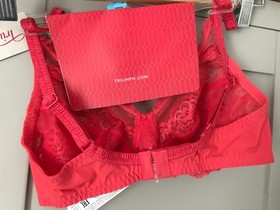 Triumph Muse W Non Padded Bra Wired Full Cup  Lingerie UK 32B RED LACE