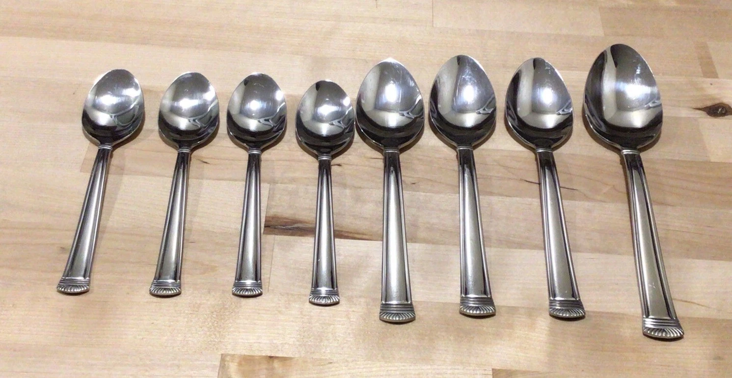 Wallace 18/10 Stainless Steel 1 Serving Spoon 3 Soup Spoons & 4 Teaspoons