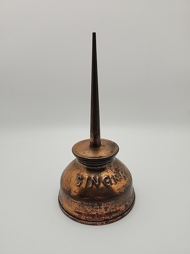 Vintage 5 1/2" Singer Sewing Machine Thumb Pump Oiler - Embossed Sewing Oil Can