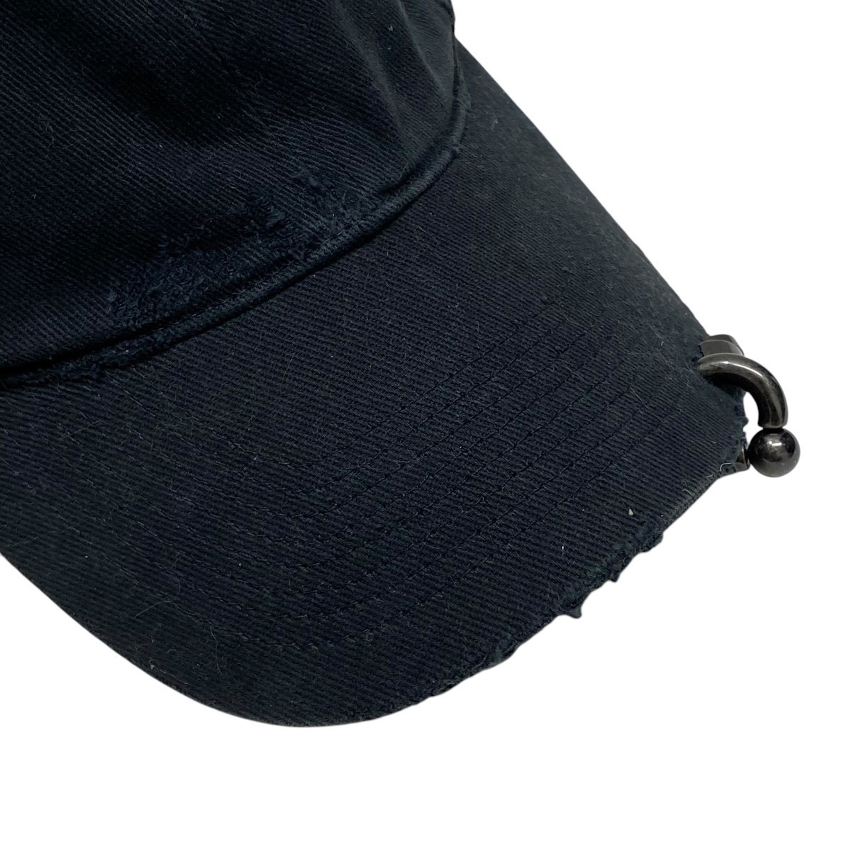 Balenciaga 23Ss Heavy Piercing Cap 749157 Black Size L Balenciaga 23Ss Heavy Piercing Cap 749157 Black Size L