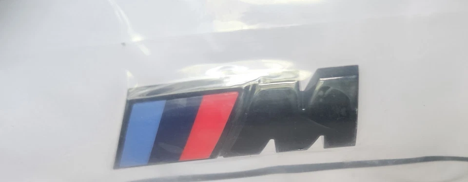 Fit For BMW M-Performance Rear Trunk or Fender Emblem Badge -Matte Black (2pack) Foto 4 de 4