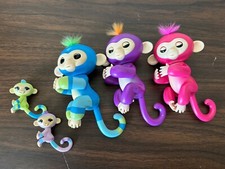 Wowwee Fingerlings Monkeys And Babies Lot Of 5 Sounds And Movements Work