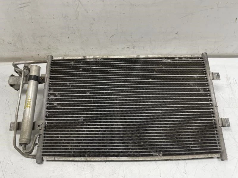 Condensador de CA Mazda 5 Sport 2012 de fábrica Foto 2 de 4