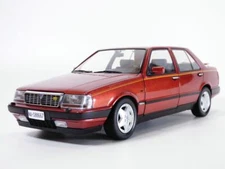LANCIA THEMA 8.32 rouge Winner 1/18 Ferrari