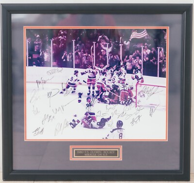 1980 Olympics Miracle on Ice Team Signed (18 Signatures) 16x20 Photo ...