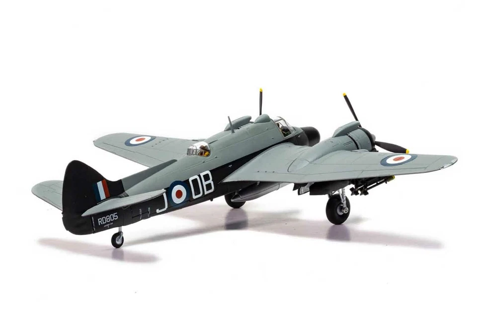 Corgi AA28602 Bristol Beaufighter TF-10 RD805 OPERATION FIREDOG 1949 Ltd Edition - Image 2 of 4