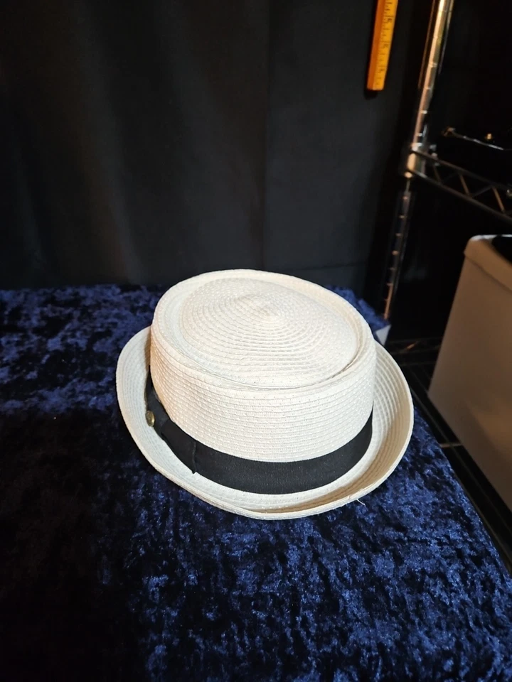 Nuevo Fedora Epoch Hats Company para hombre con banda y ribete en contraste Foto 2 de 4