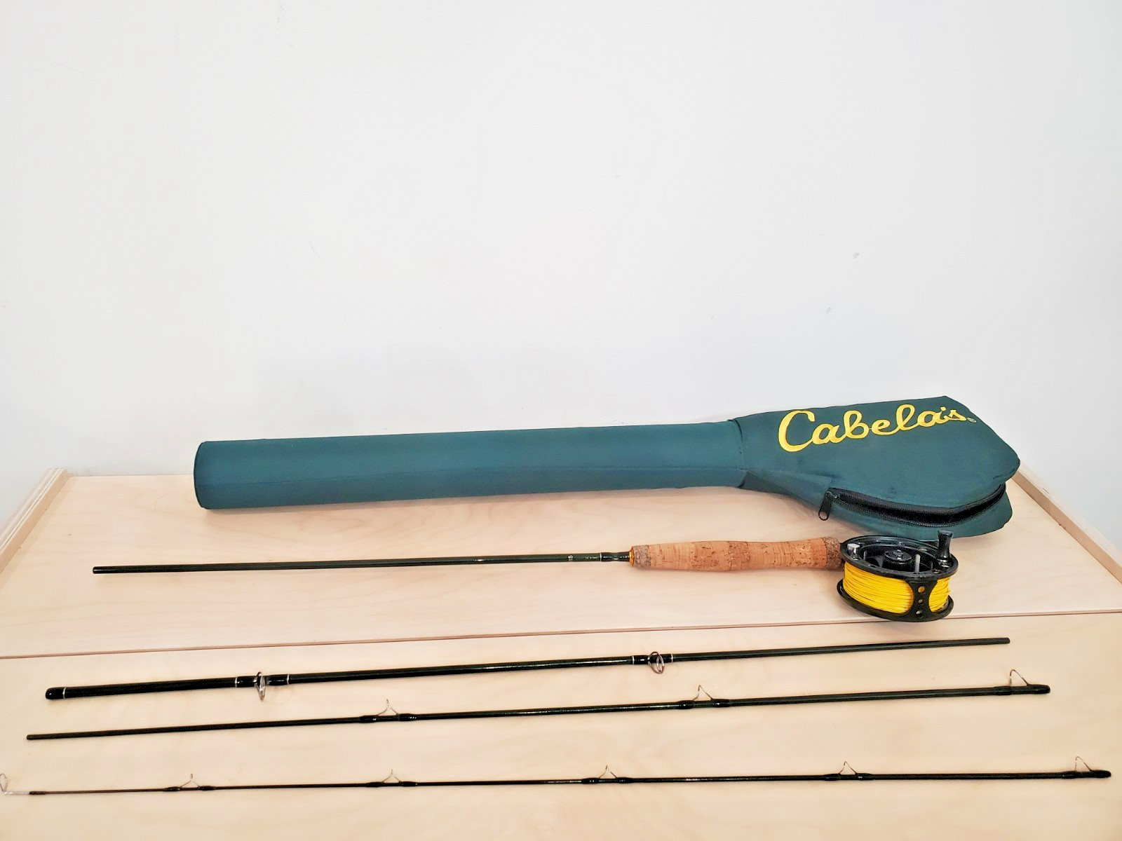 Cabela&rsquo;s prestige collection 905 4 Pc Rod With Case