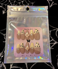 Polka dots w/Flower Almond shaped Press-On Nails Size M