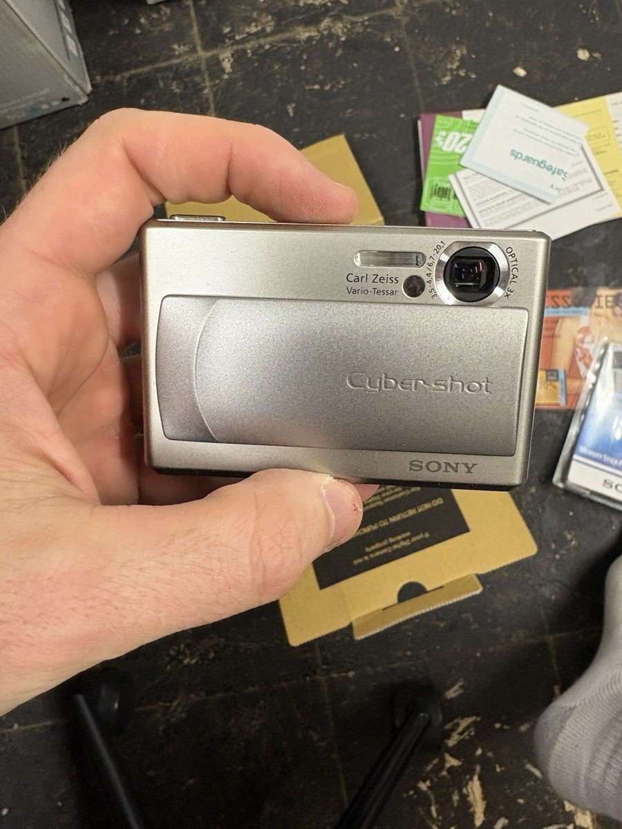 Sony Cyber-shot DSC-T1 5.0MP Digital Camera - Silver for sale