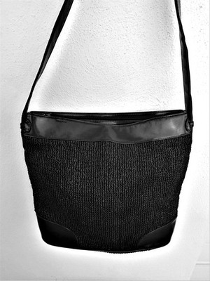  Evan Picone Black Woven Handbag Purse Shoulder Snap Closure Lined Zip Pockets