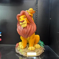 Disney The Lion King Master Craft Mufasa and Young Simba Table Top Statue
