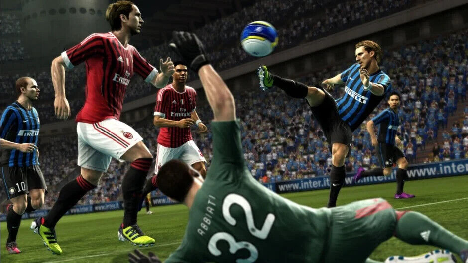 Jogo Pro Evolution Soccer 2013 (PES 13) - PS3 (usado) - Elite Games -  Compre na melhor loja de games - Elite Games