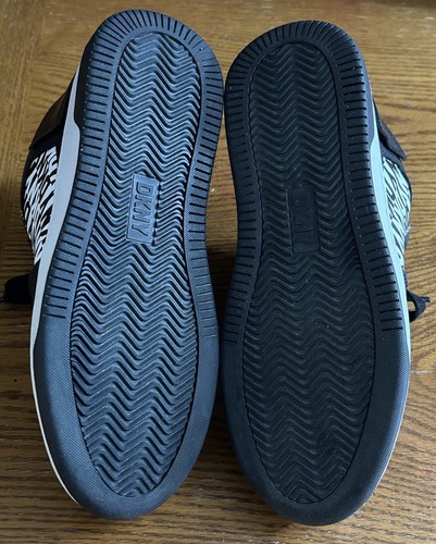 dkny shoes women Black/white size 7.5 Women’s - Picture 6 of 7