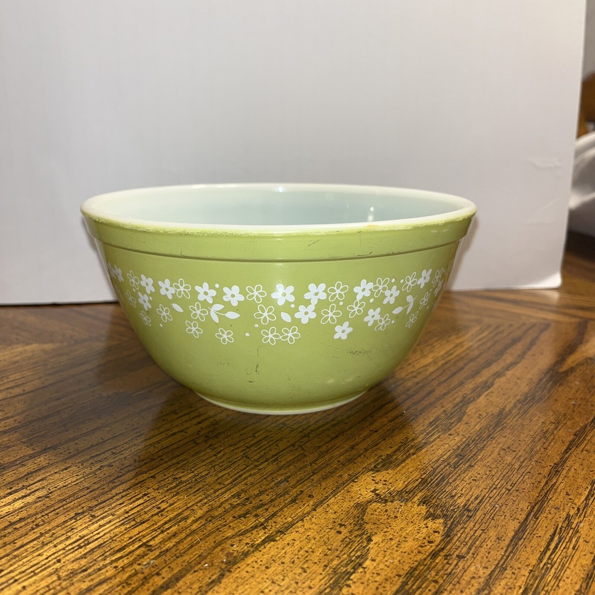 Vtg Pyrex Spring Blossom Crazy Daisy Green Mixing Bowl #402 | eBay
