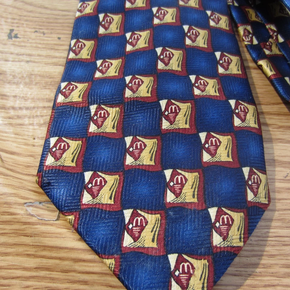 McDonald’s Monograma Gerente’s Corbata Crest Uniform Company Dorado Azul 4x56” Foto 4 de 4