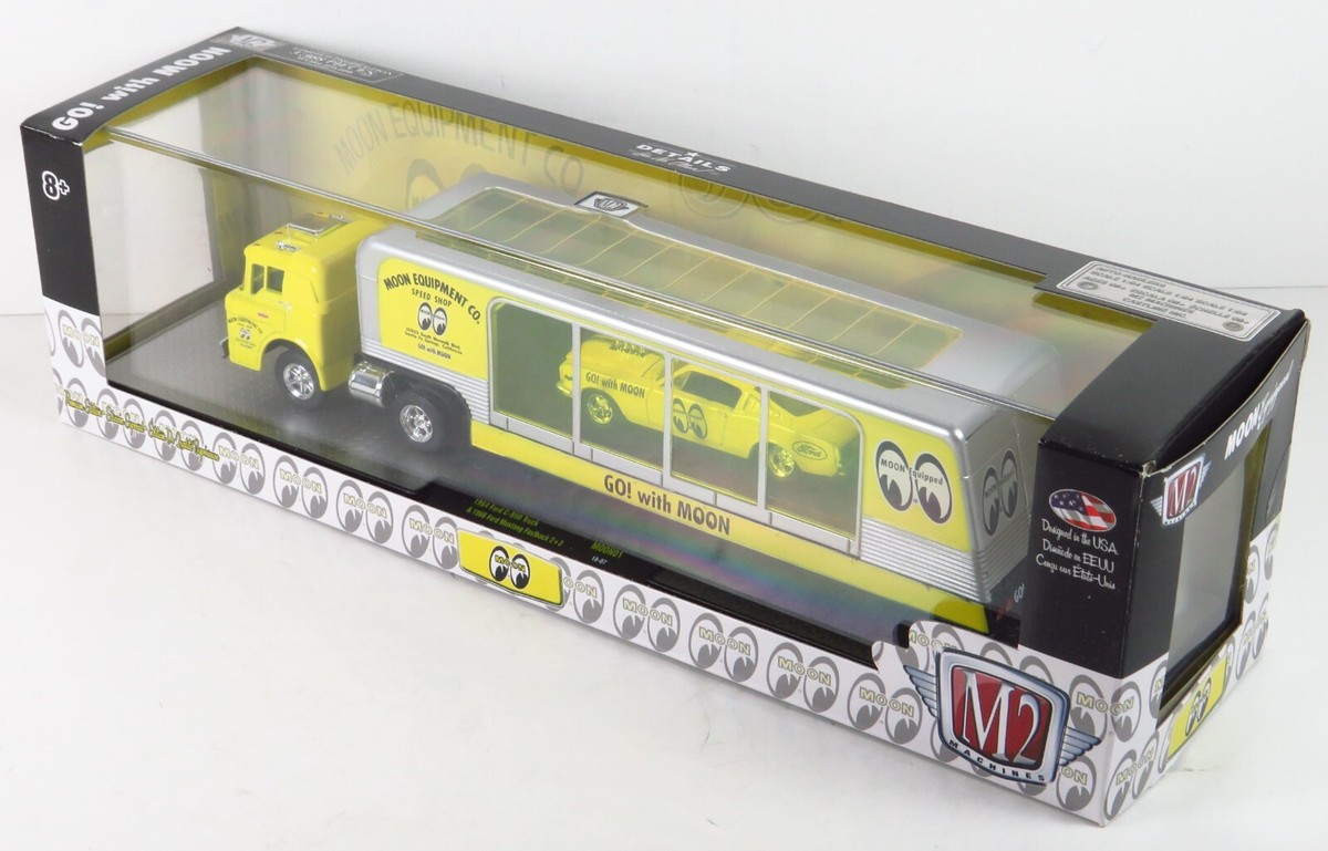 M2マシーン AH フォード '66 C-950 & '72 F-250 4x4 M2 1966 Ford C-950 Truck & 1972 Ford F250 4x4 Truck - Good