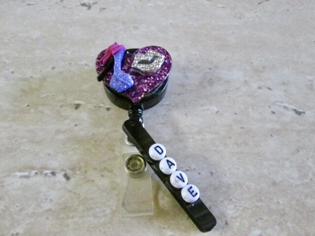 ID BADGE RETRACTABLE REEL HIGH HEELS, MEDICAL,NURSE,PEDIATRI