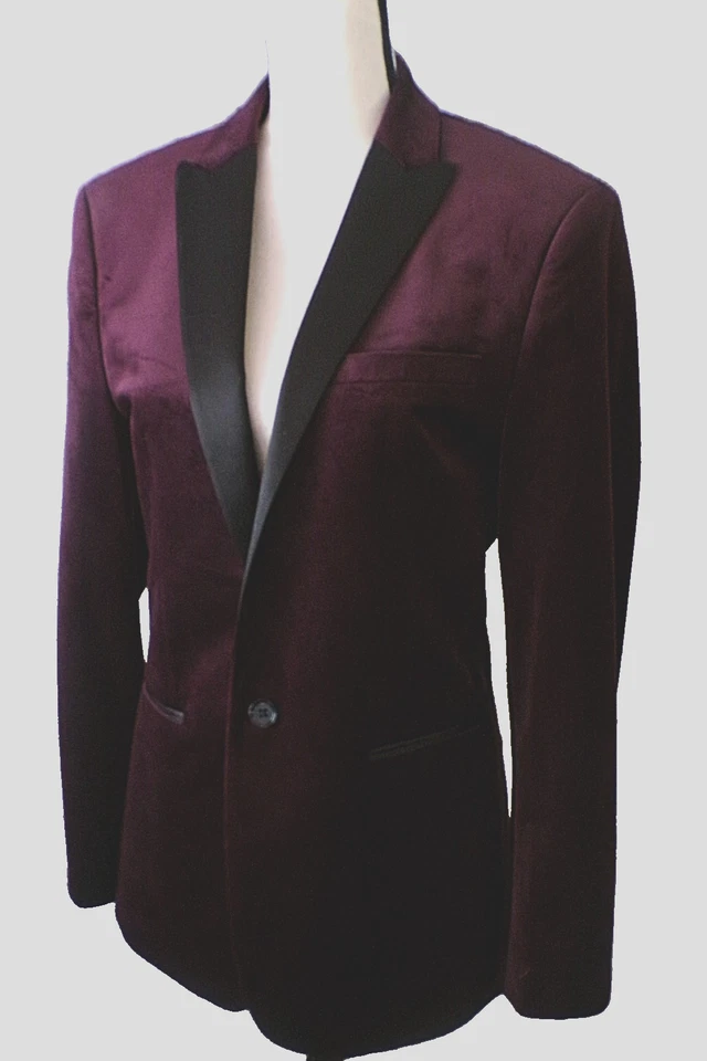 NUEVO - Chaqueta Blazer Express Slim Burg Púrpura Terciopelo Para Hombre 36R Pico Precio de venta sugerido por el fabricante $228 Foto 3 de 4