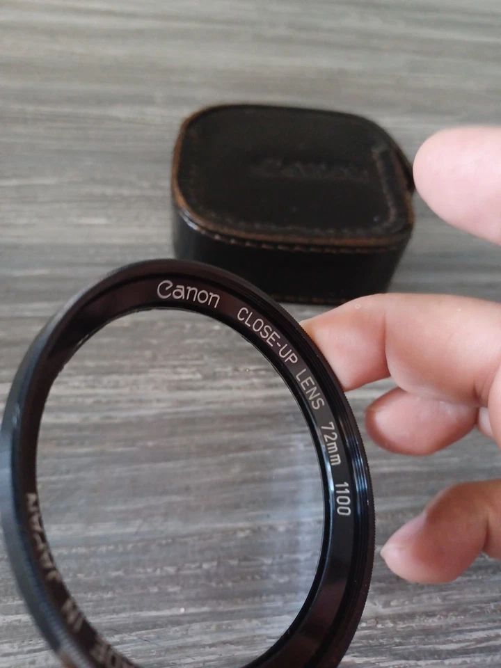 Canon Close-Up Lens 72mm 1100 Threaded with Leather  Case OEM  - Image 3 of 4