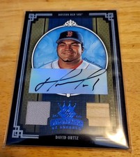 David Ortiz Auto/Game Used Bat/Uniform Swatches Donruss Diamond Kings #3/50