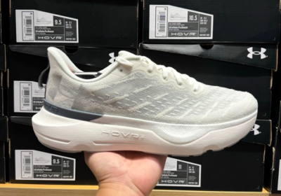 Size 10.5 - Under Armour HOVR Infinite Pro Breeze - White  display picture 1