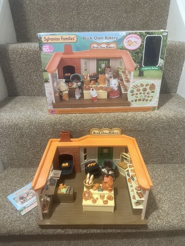 ✨✨Sylvanian Families Brick Oven Bakery Set (5237) With Hedgehog Figure VGC!✨✨