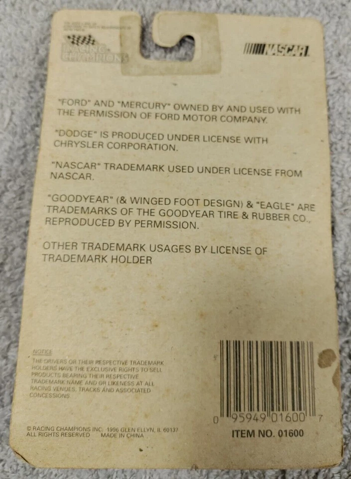 Гоночные чемпионы NASCAR Classics 1969 Mercury Cyclone No12 Бобби Эллисон 1:64 - Изображение 3 из 3