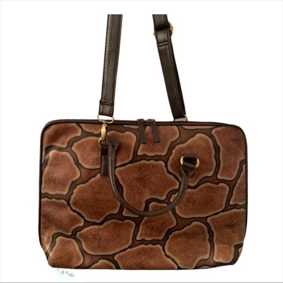 BUENO LAPTOP BAG - VEGAN NWOT GIRAFFE PRINT - Image 2 of 4