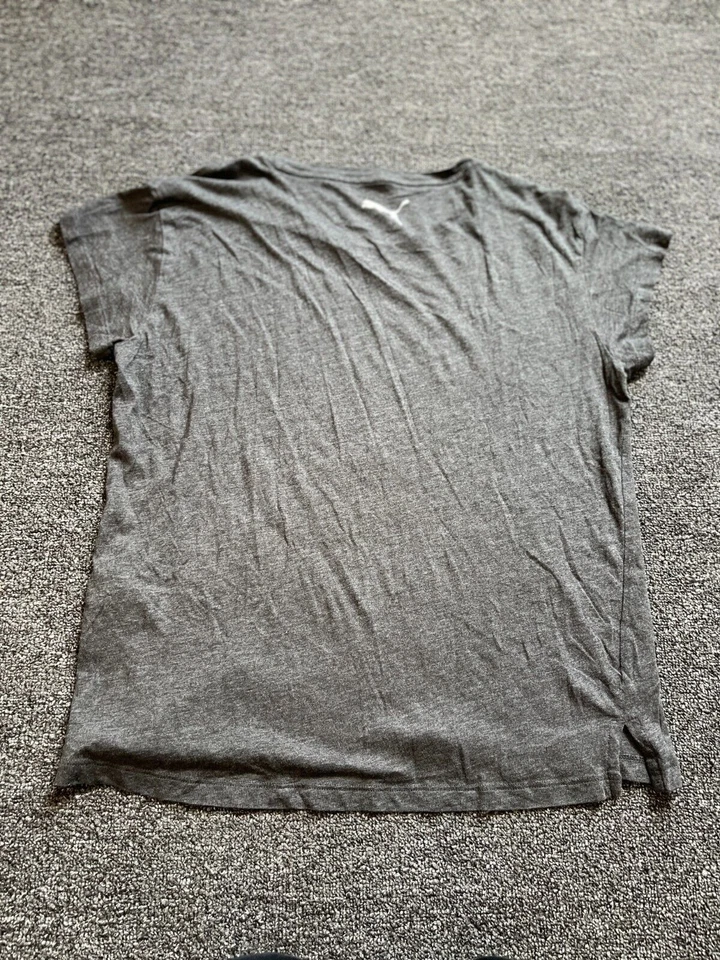 Camiseta corta Puma para mujer LG gris deletreada gráfica Slv Foto 2 de 4