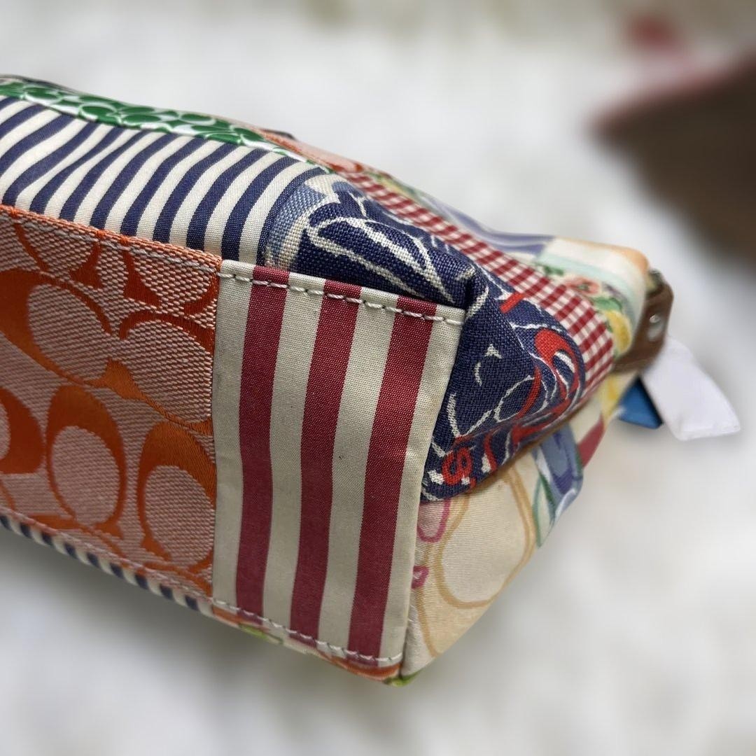 Condition COACH Patchwork Mini Bag Vanity Pouch - image 8