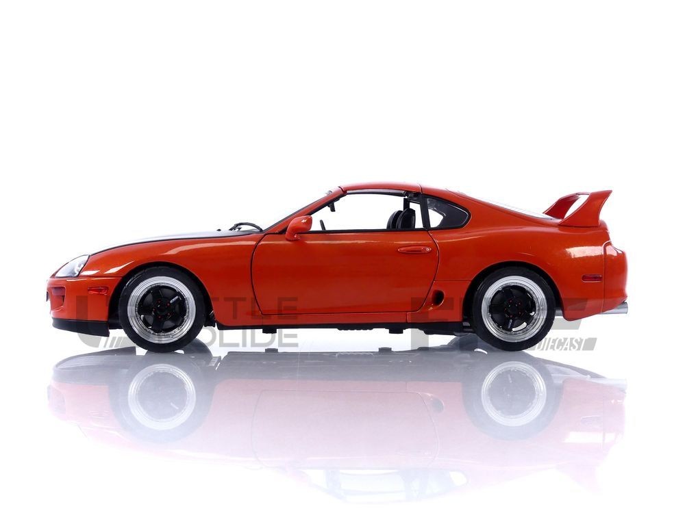 Solido Toyota Supra ストリートファイター 1/18紺色 SOLIDO 1/18 - TOYOTA Supra MK4 (A80) Streetfighter - 1993