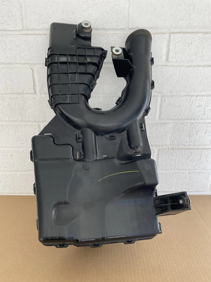 Conjunto de ressonador de entrada de ar motor Nissan Sentra fabricante de equipamento original 2013-2018 16554-3RC2A - Imagem 2 de 4