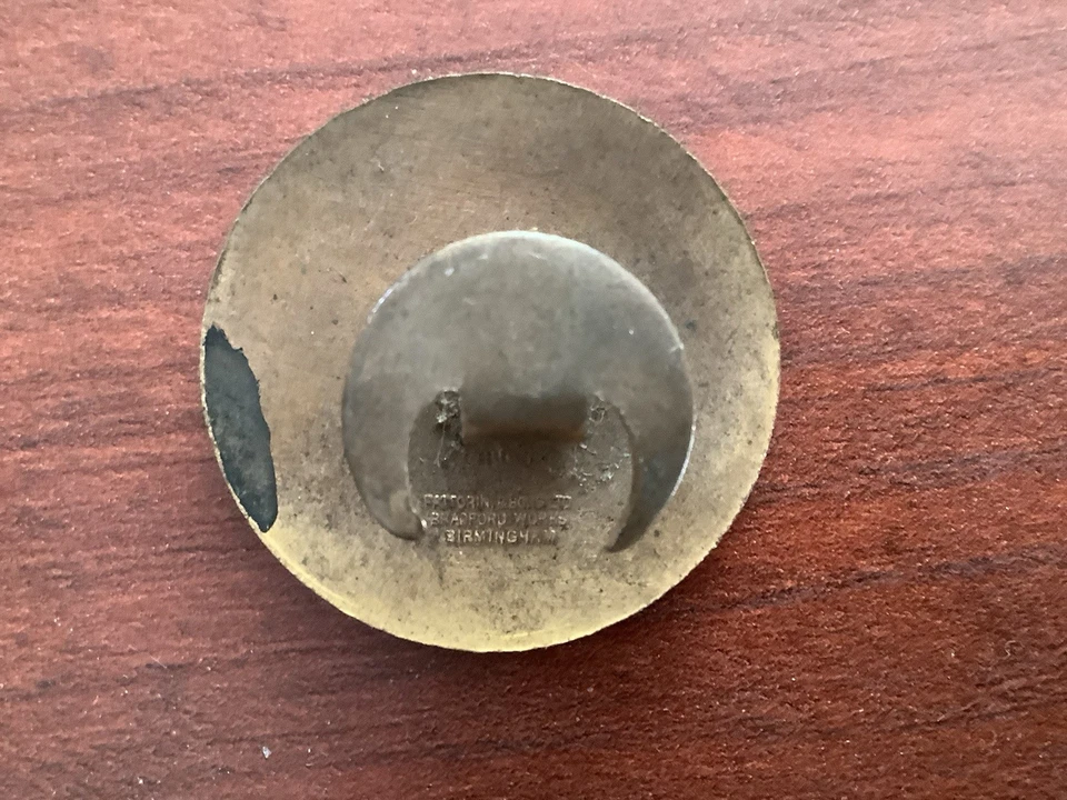 GLOUCESTERSHIRE SPECIAL CONSTABLE ENAMEL BADGE IN EXCELLENT CONDITION - Image 2 of 2