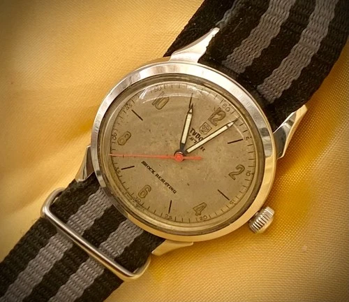 Vintage 1950's Rolex Tudor Watch in Excellent Working Condition. Ref: 4540.